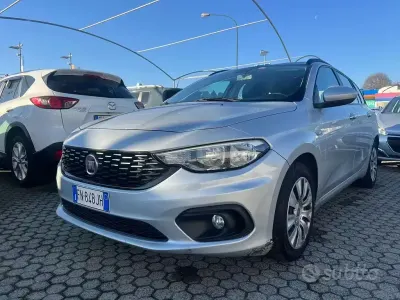 Usata Fiat Tipo Easy 120 CV (88 kW) 2018 Grigio Station wagon