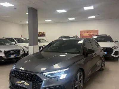 Usata Audi A3 S-Line 200 CV (147 kW) 2022 Grigio Berlina