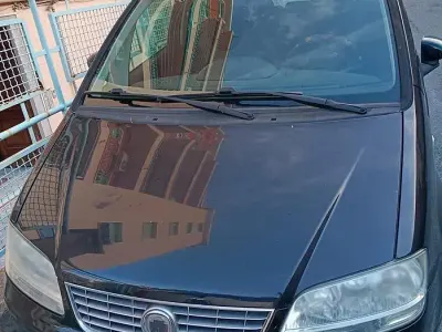 Usata Fiat Idea 77 CV (56 kW) 2009 Nero Monovolume