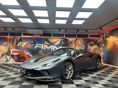 Usata Ferrari F8 721 CV (530 kW) 2022 Grigio Coupé