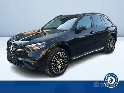 Nuova Mercedes GLC300e AMG 333 CV (244 kW) 2026 Nero SUV
