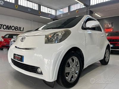Gebraucht Toyota iQ 68 PS (50 kW) 2009 Weiß Kleinwagen