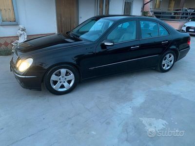 usata Mercedes E270 CDI Avangarde cambio 6 Marce man