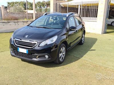 Usata Peugeot 2008 Active 74 CV (54 kW) 2015 Nero SUV