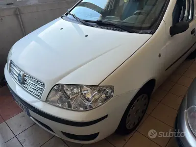 Usata Fiat Punto Classica 60 CV (44 kW) 2007 Bianco Utilitaria