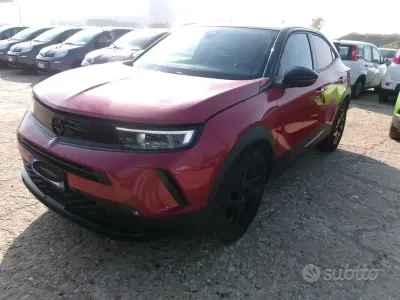 Usata Opel Mokka GS Line 101 CV (74 kW) 2022 Rosso SUV