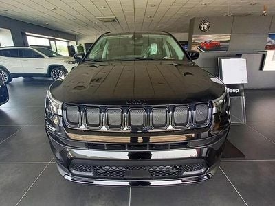 Nero Usata 2024 Jeep Compass Night Eagle SUV | 29.900 € (Buon prezzo)