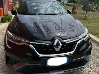 Usata Renault Arkana R.S. 94 CV (69 kW) 2021 Nero SUV