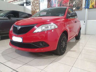 usata Lancia Ypsilon 1.2 Elefantino Blu OK NEOPATENTATO