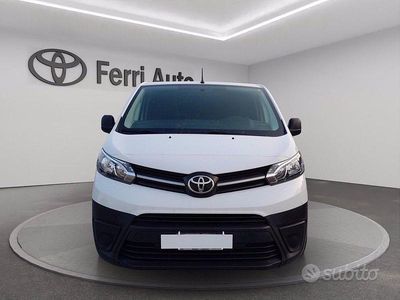 Usata Toyota Proace Active 120 CV (88 kW) 2023 Bianco Monovolume