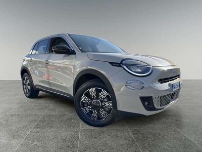 Usata Fiat 600 101 CV (74 kW) 2024 Beige SUV