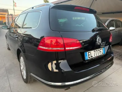 Usata VW Passat 105 CV (77 kW) 2011 Nero Station wagon