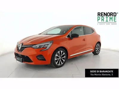 Usata Renault Clio V Techno 145 CV (106 kW) 2023 Arancione