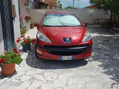 Gebraucht Peugeot 207 88 PS (64 kW) 2007 Limousine