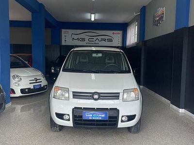 Usata Fiat Panda 4x4 Climbing 75 CV (55 kW) 2009 Bianco Utilitaria