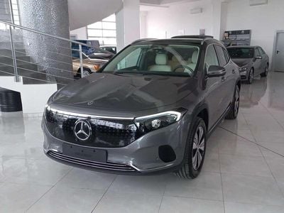 Mercedes EQA300