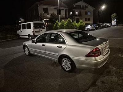 Usata Mercedes C220 143 CV (105 kW) 2003 Grigio Berlina