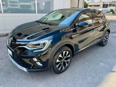 Usata Renault Captur Techno 91 CV (66 kW) 2023 Nero SUV