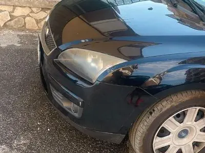Usata Ford Focus 90 CV (66 kW) 2007 Nero Berlina