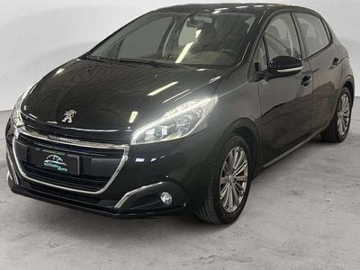 Usata Peugeot 208 Active 82 CV (60 kW) 2018 Nero Utilitaria