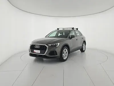 Usata Audi Q3 Business 150 CV (110 kW) 2021 Grigio SUV