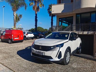 Begagnad Peugeot 3008 Active 131 HK (96 kW) 2021 Vit SUV