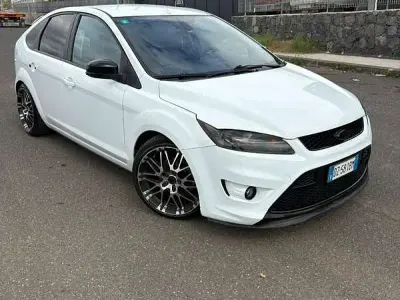 Usata Ford Focus Titanium 109 CV (80 kW) 2009 Berlina