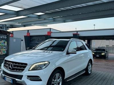 Usata Mercedes ML250 204 CV (150 kW) 2015 Bianco SUV