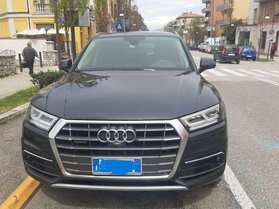 Usata Audi Q5 Business 190 CV (139 kW) 2019 Grigio SUV