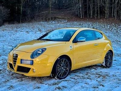 Usata Alfa Romeo MiTo Quadrifoglio Verde 170 CV (125 kW) 2009 Giallo Utilitaria