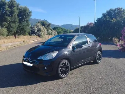 Usata Citroën DS3 95 CV (69 kW) 2010 Nero Utilitaria