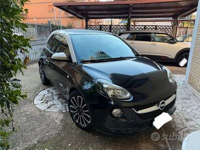 Usata Opel Adam Glam 87 CV (63 kW) 2014 Nero Utilitaria