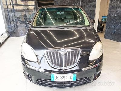 Usata Lancia Musa 90 CV (66 kW) 2007 Nero Monovolume