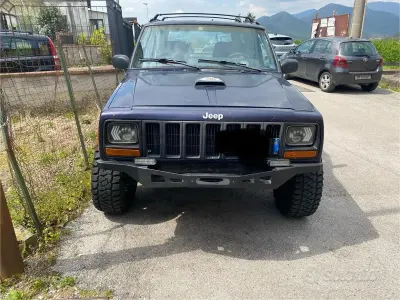 Usata Jeep Cherokee Sport 116 CV (85 kW) 2001 Blu SUV