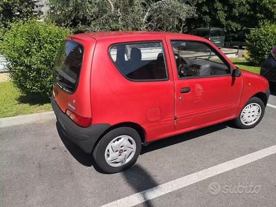 Usata Fiat Seicento S 39 CV (28 kW) 1999 Rosso Utilitaria