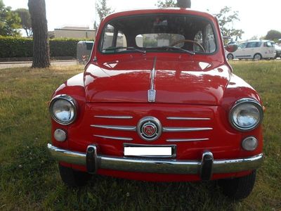 Usata Fiat 600D 32 CV (23 kW) 1965 Rosso Utilitaria