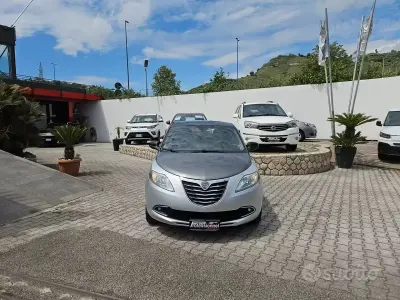 Usata Lancia Ypsilon S 85 CV (62 kW) 2011 Grigio Utilitaria