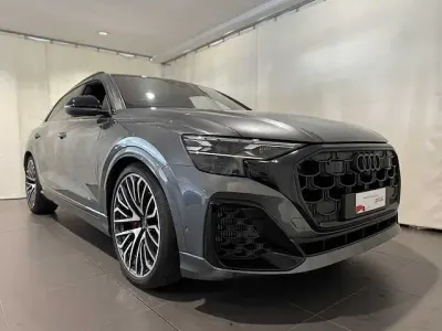Usata Audi SQ8 Sport 507 CV (372 kW) 2024 Grigio SUV
