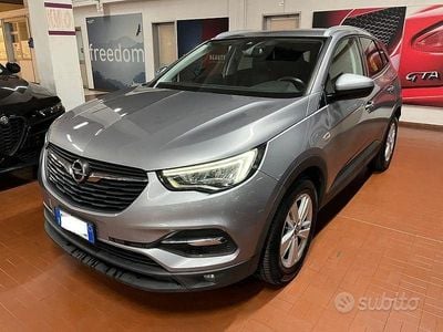 Usata Opel Grandland X 131 CV (96 kW) 2020 Grigio SUV