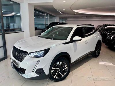 Usata Peugeot 2008 Allure 110 CV (80 kW) 2021 Bianco SUV
