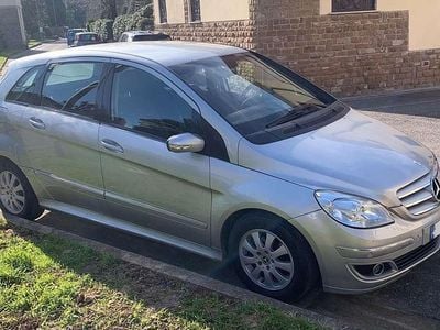Usata Mercedes B170 116 CV (85 kW) 2006 Argento Monovolume