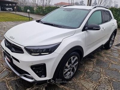 Usata Kia Stonic GT-Line 101 CV (74 kW) 2021 Bianco SUV