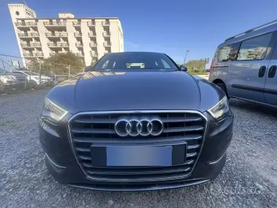 Usata Audi A3 S-Line 150 CV (110 kW) 2014 Grigio Berlina