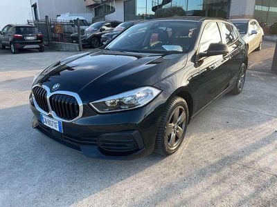 Usata BMW 118 Advantage 140 CV (102 kW) 2023 Nero Utilitaria