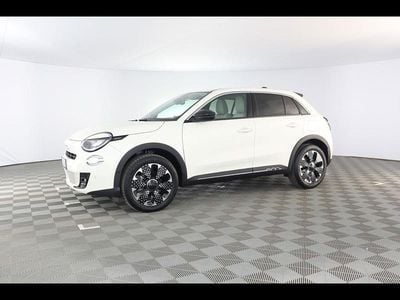 Usata Fiat 600 La Prima 100 CV (73 kW) 2025 Bianco gara (pastello extraserie) SUV