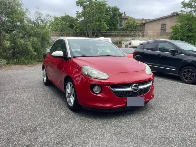 Usata Opel Adam 69 CV (50 kW) 2014 Rosso Utilitaria