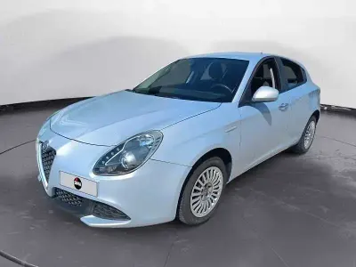 Usata Alfa Romeo Giulietta 120 CV (88 kW) 2016 Grigio Utilitaria