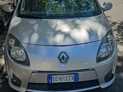 Usata Renault Twingo Dynamique 76 CV (55 kW) 2010 Grigio Utilitaria