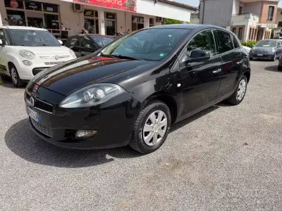 Usata Fiat Bravo Easy 120 CV (88 kW) 2012 Grigio Utilitaria