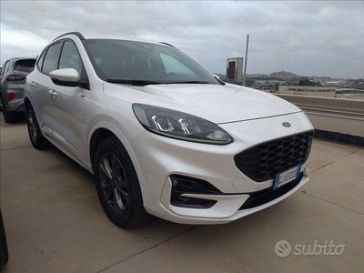 Usata Ford Kuga ST-Line 225 CV (165 kW) 2023 Bianco SUV